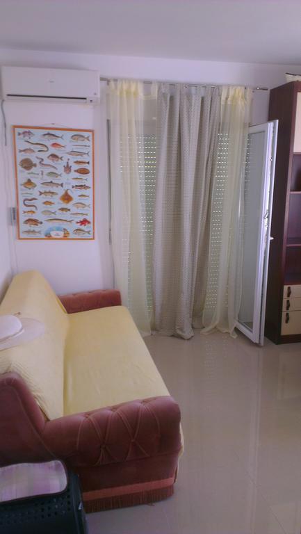 Apartment Feliks Mandre Δωμάτιο φωτογραφία